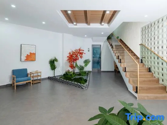 Yushi Shanshe Homestay (Huangguoshu National Park Branch)