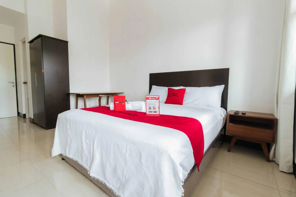 RedDoorz Plus at Banawe Quezon City
