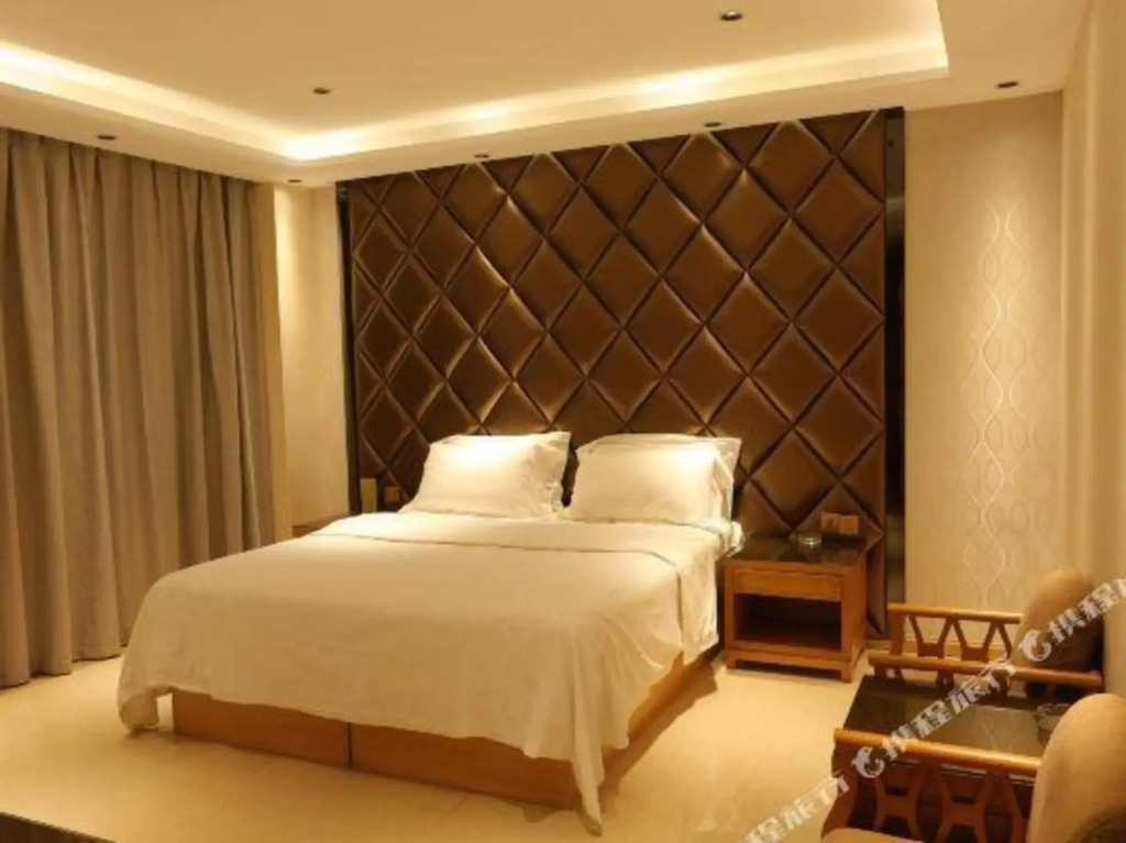 Home Inn Alliance Huayi Hotel (Tancheng Railway Station Tanguo Ancient City)