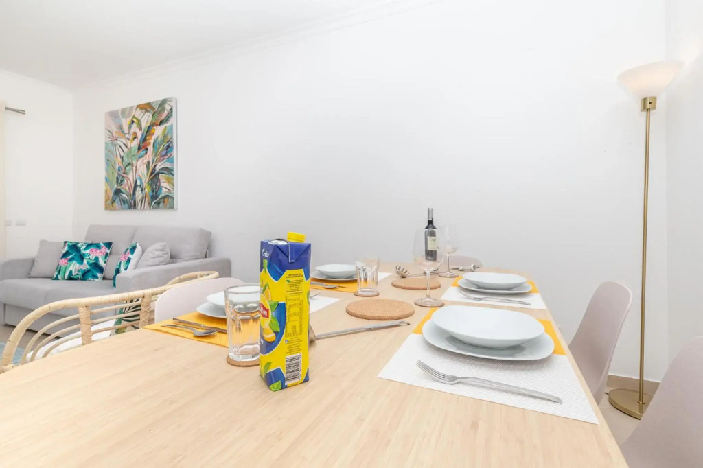 Santa Maria Apartment at Porto de Mos beach