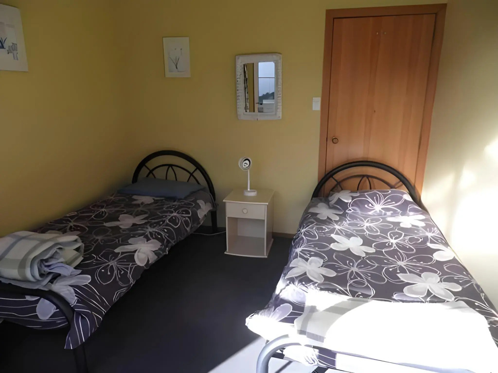 Bazil's Hostel & Surf School