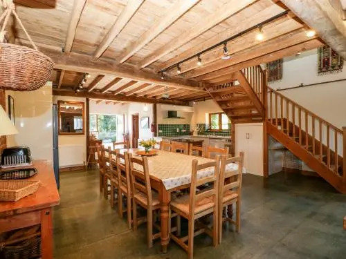 Breaches Barn
