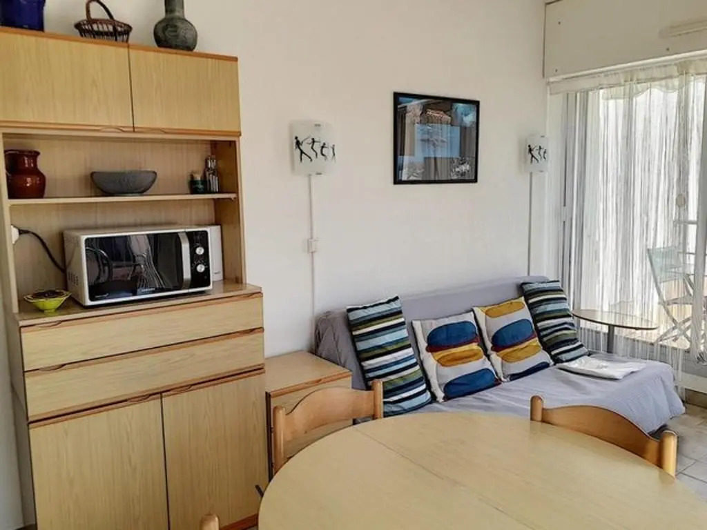 Appartement Bormes-les-Mimosas, 2 pièces, 2 personnes - FR-1-610-38