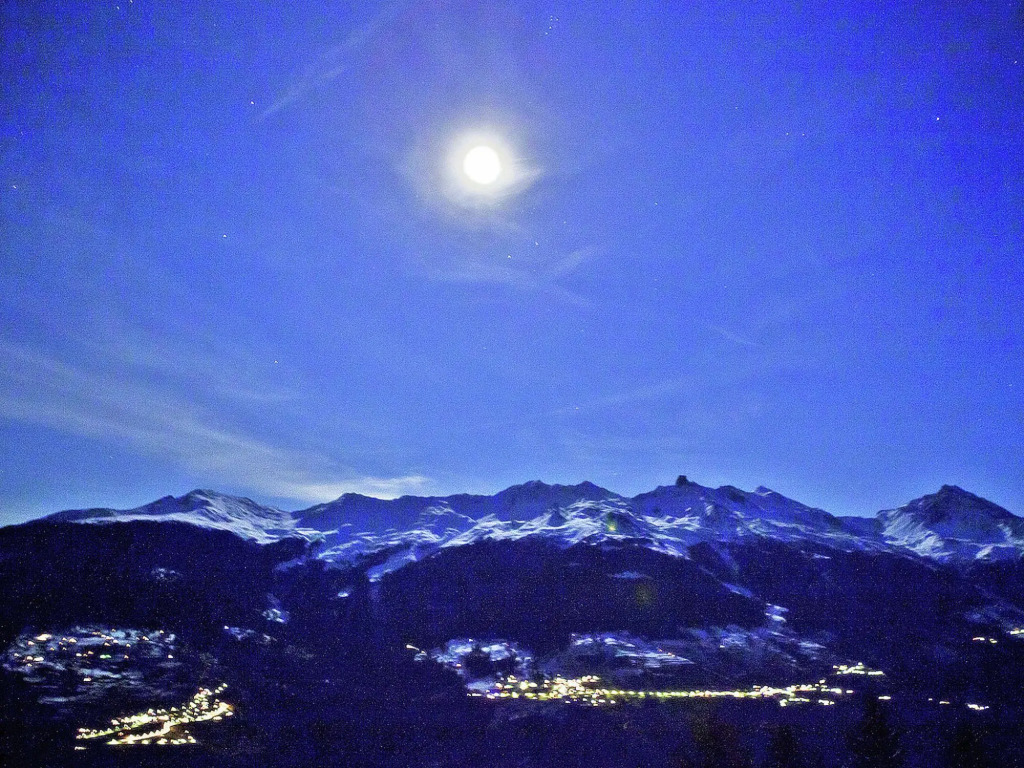 Luxury Panoramic Chalet in Thon-Les Collons with Sauna