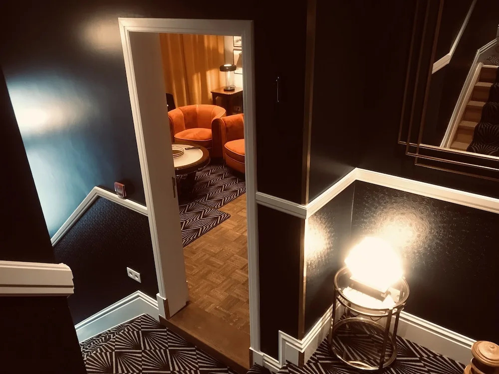 Gatsby Hotel