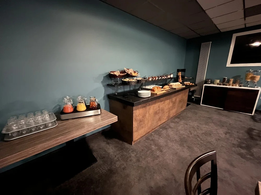 BRIT HOTEL LE VESOUL