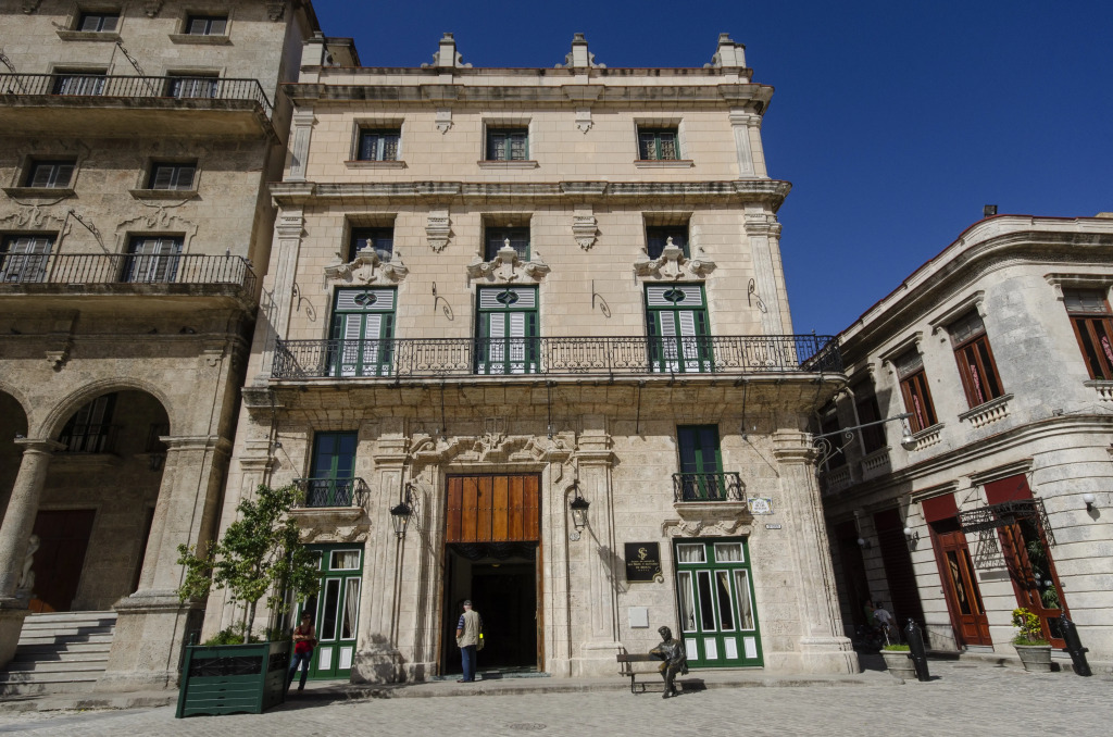 Palacio Del Marques De San Felipe Y Santiago
