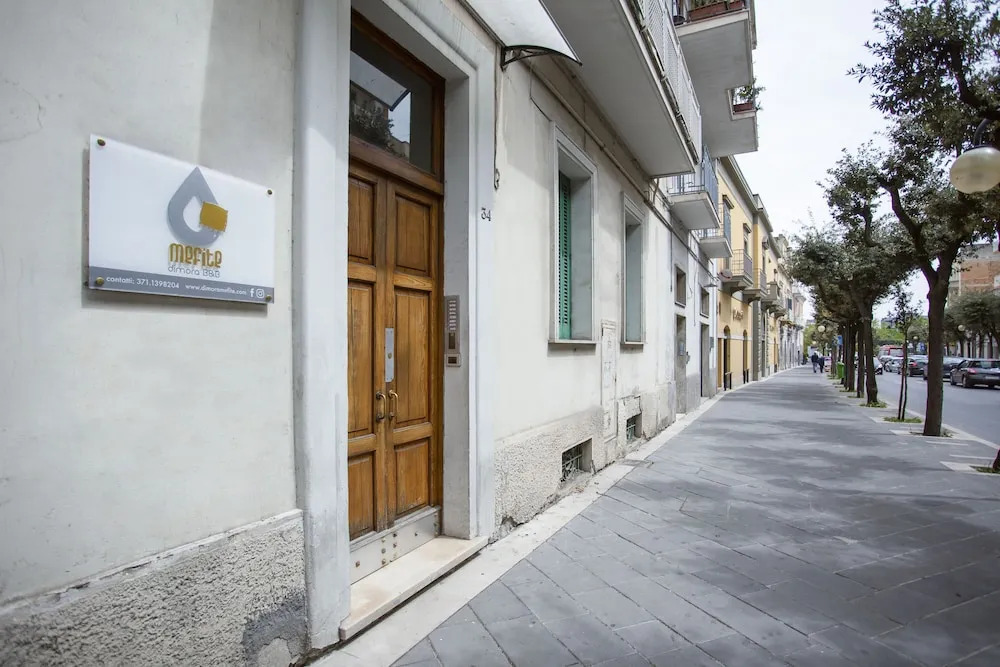Dimora Mefite Self Check-in
