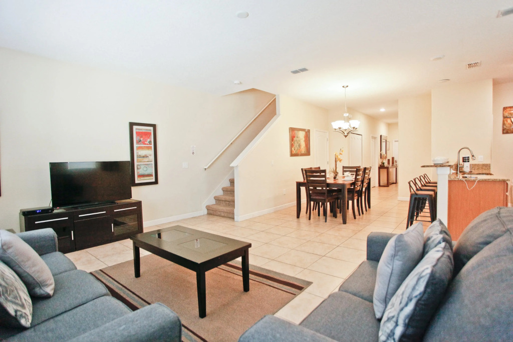 5BR Townhome close drive to Disney , Kissimmee, US