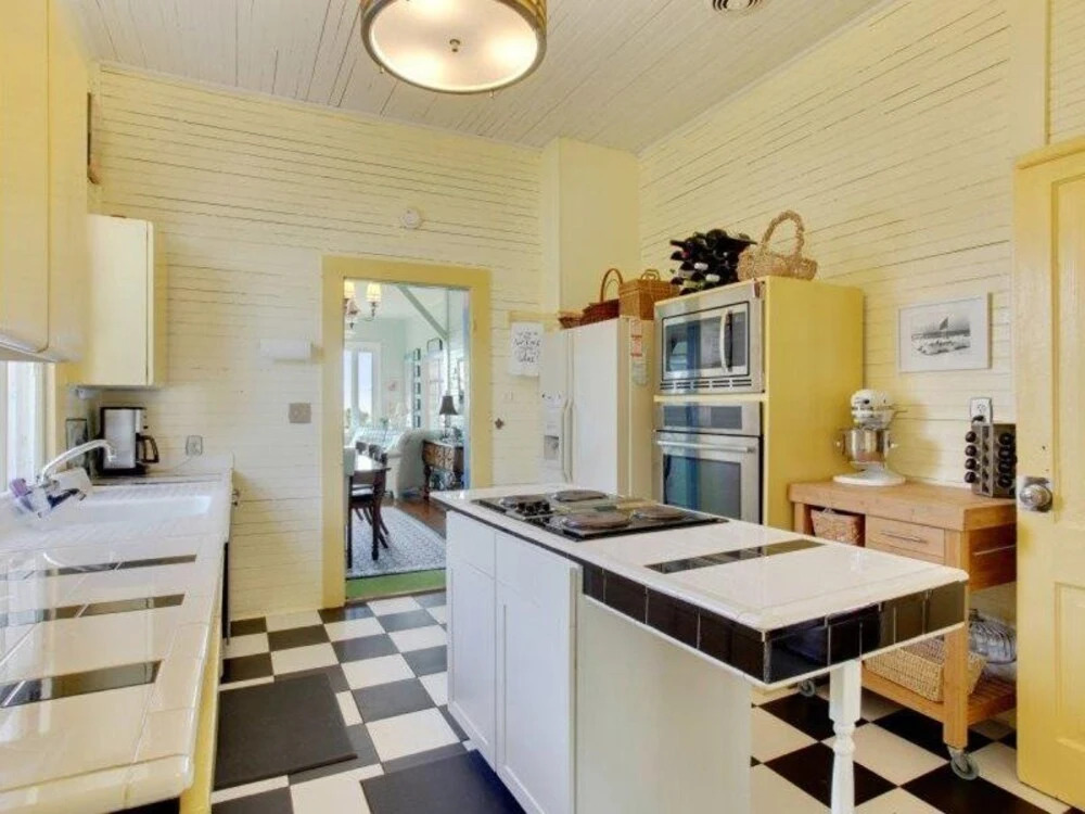 Benton Cottage