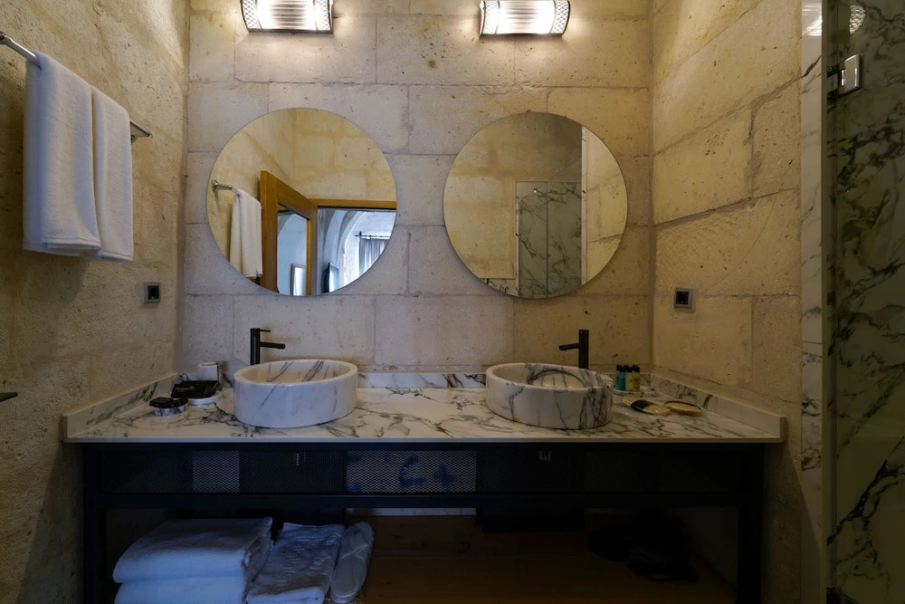 The Niche Cave Hotel