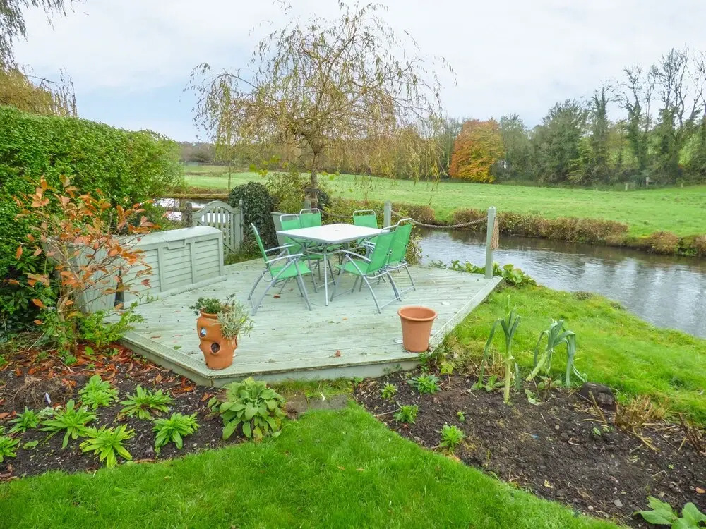 Willow Cottage