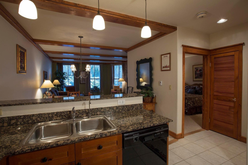 Palmyra - 1 Bedroom Condo #4g - Llh 58146