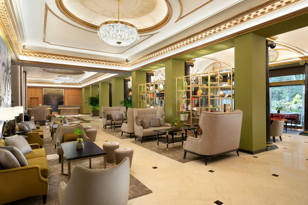 Отель The Westin Palace, Milan