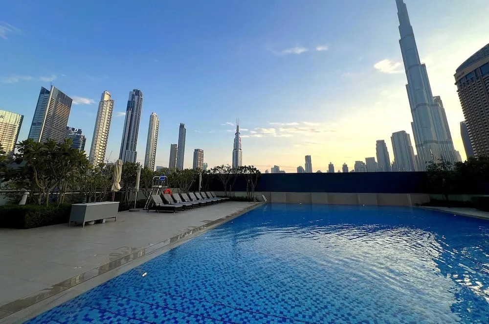 Premium 2BR Downtown Apt w Dubai Mall Access