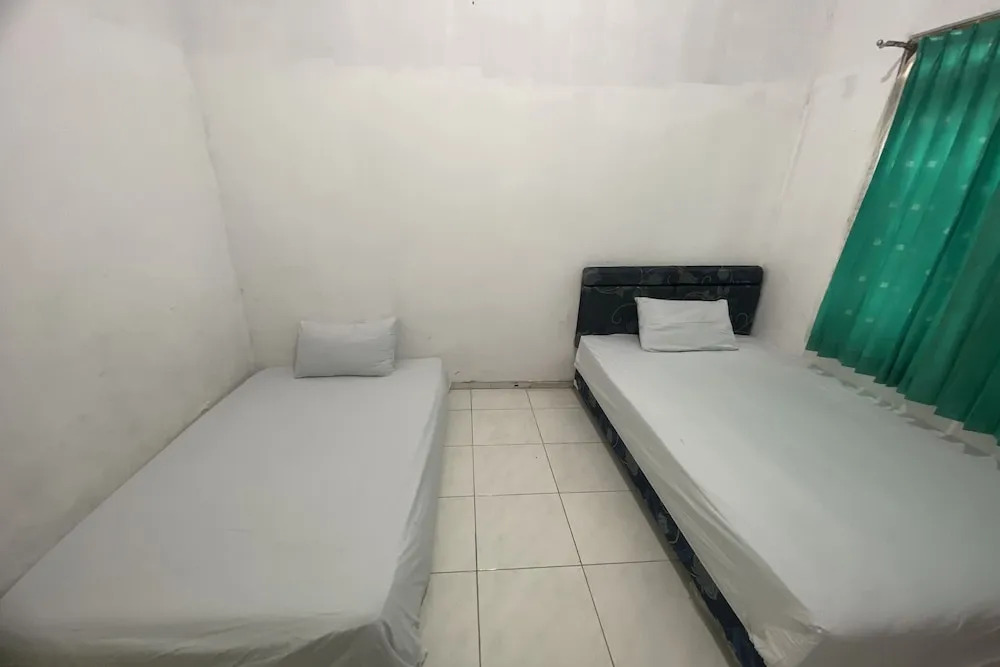 OYO 93839 Aquenda Homestay Syariah