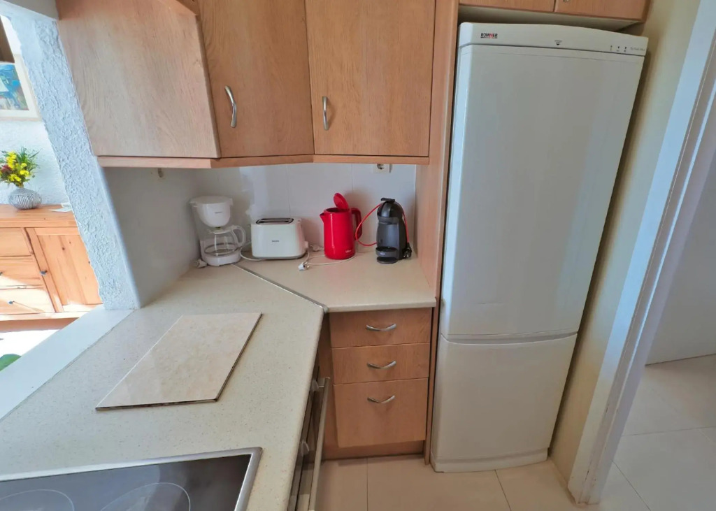 SKOL 933 Fantastic two bedrooms on the 9th floor with amazing sea views