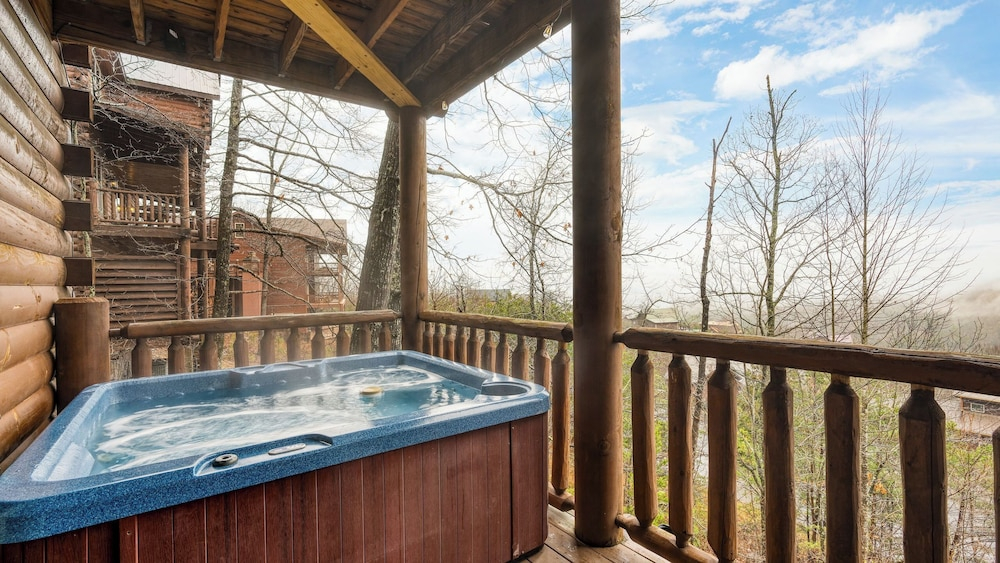 100 Guests Blackthorn Sister Smokies Homes Luxury Mountain Retreat