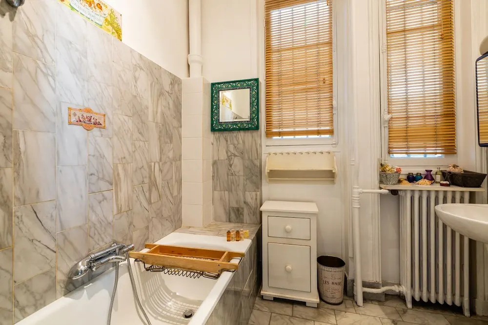 Parisian Charm by Pereire