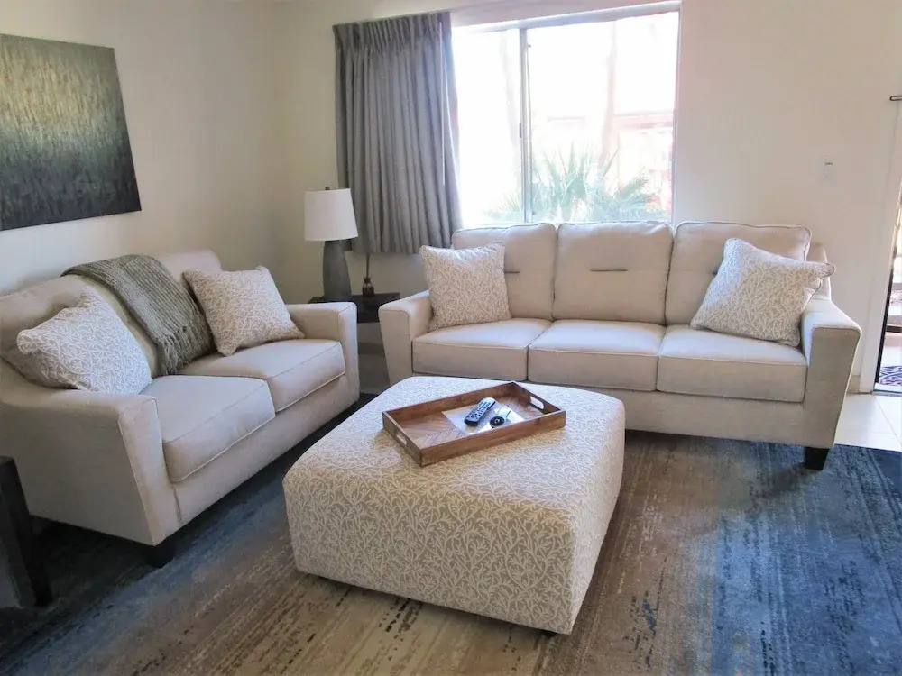 235 Fully Furnished 1BR Suite-Outdoor Pool! by RedAwning