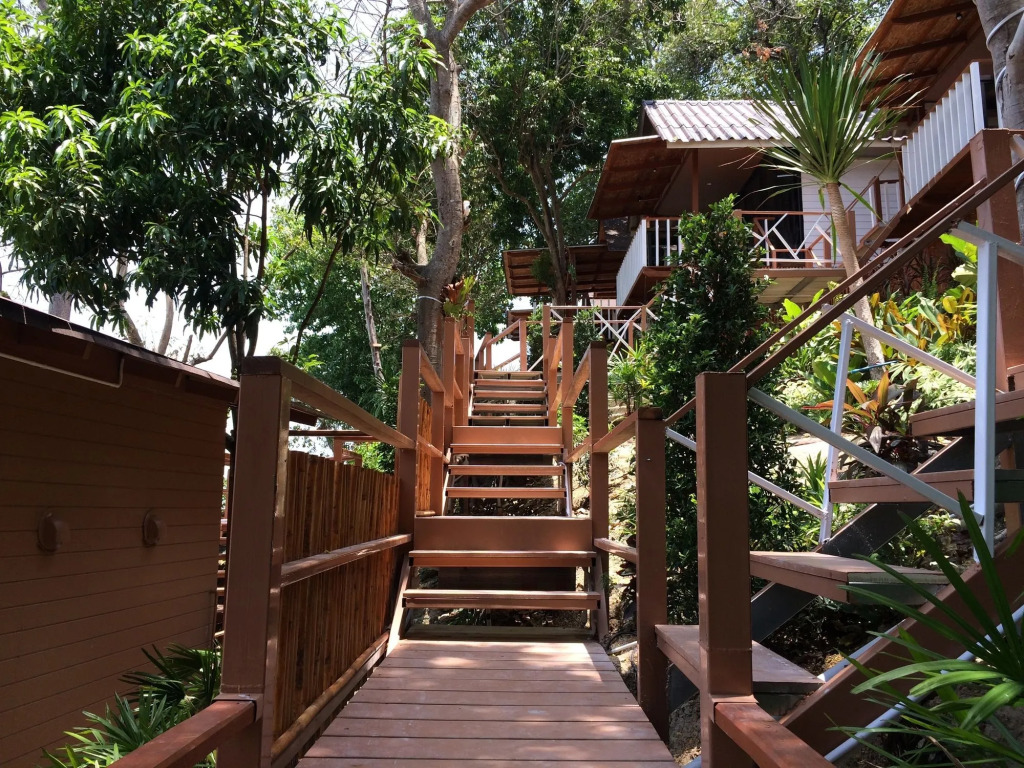 Chareena Hill Beach Resort