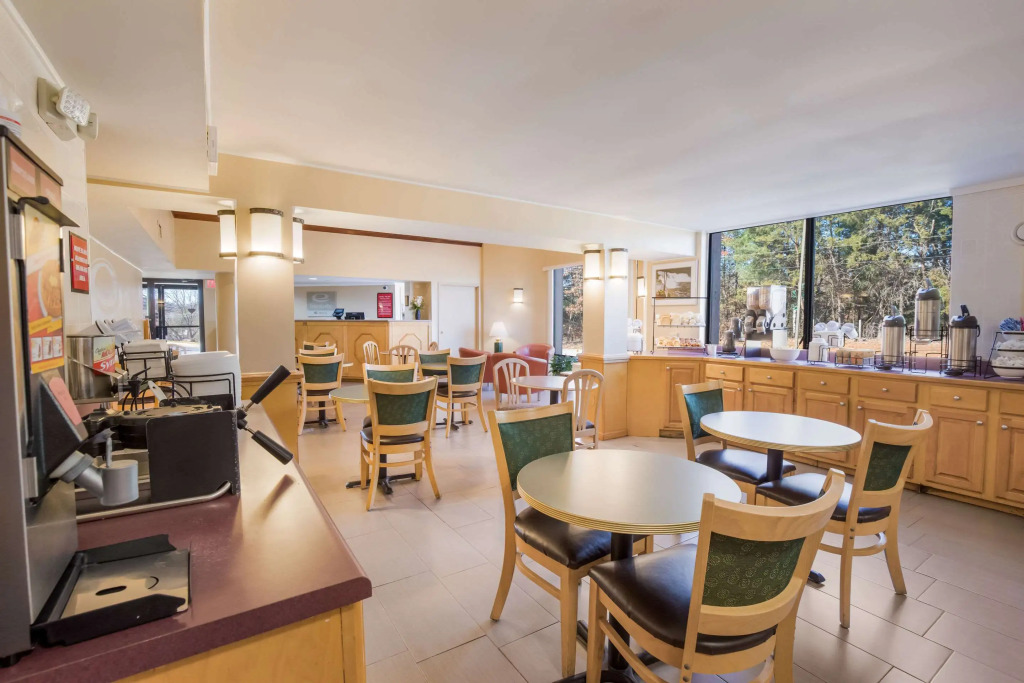 Econo Lodge Hendersonville