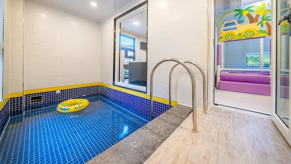Gapyeong YouKids Poolvilla
