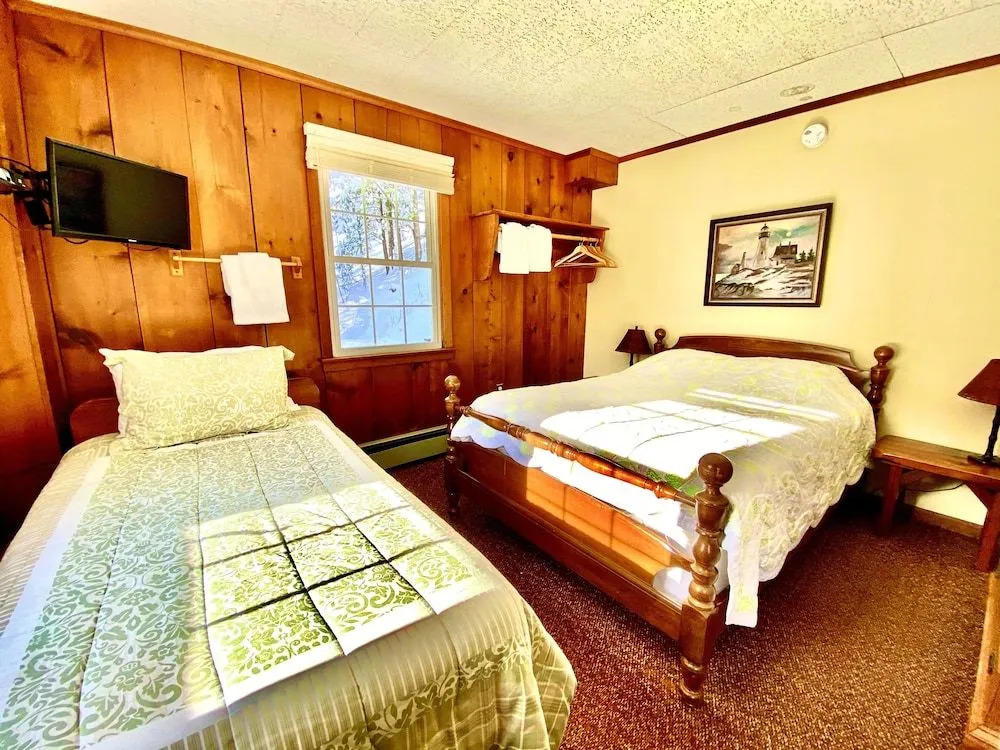 Turn of River Lodge