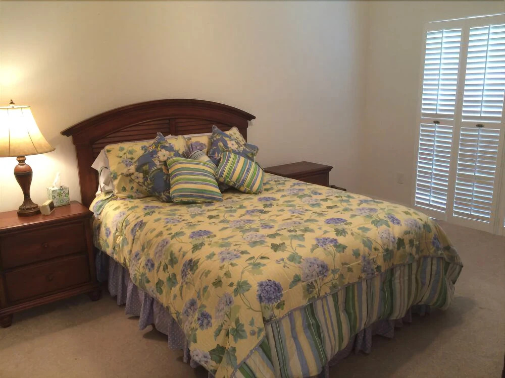 22D Sandpiper Bay 3 Bedrooms 2 Bathrooms Condo
