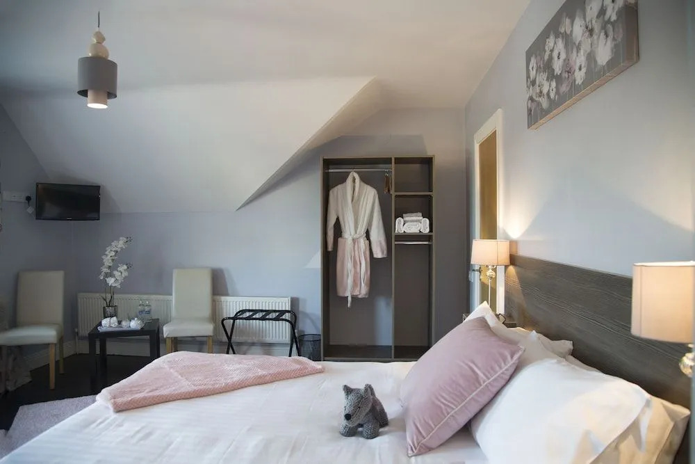 Caravogue House Bed & Breakfast