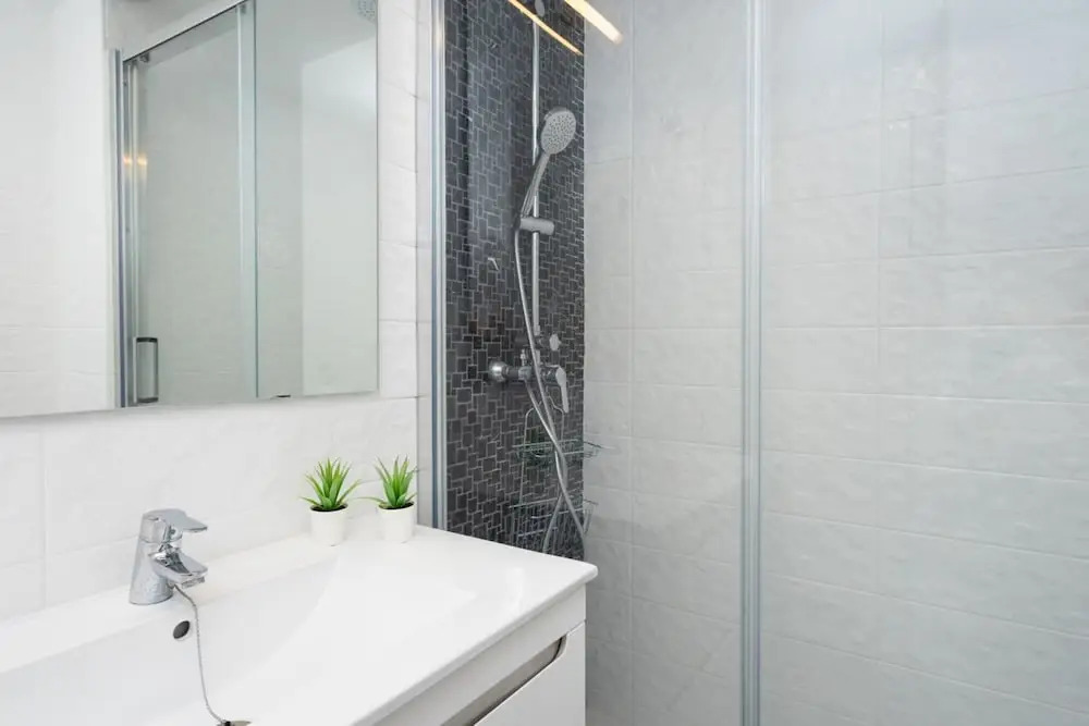 Apartment - 2 Bedrooms with Pool and WiFi - 107805