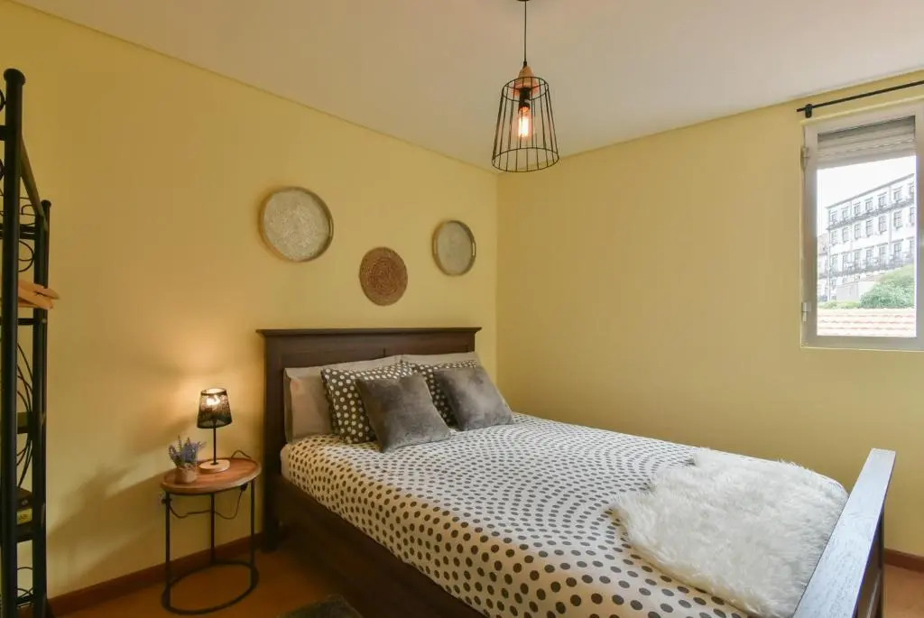 Clerigos Old Town Apartment