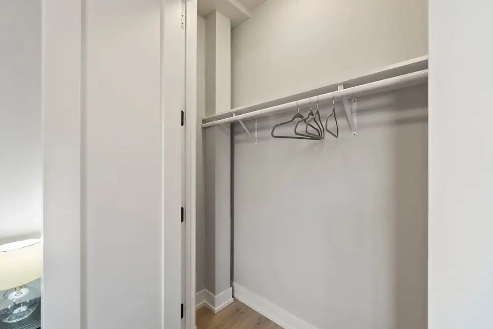 New Build in Pilsen Spacious 2 Bed 2 Bath Unit