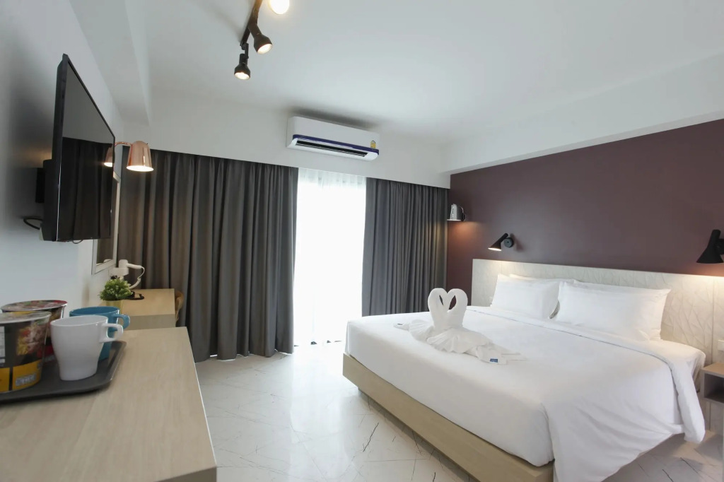 Port Canary Hotel