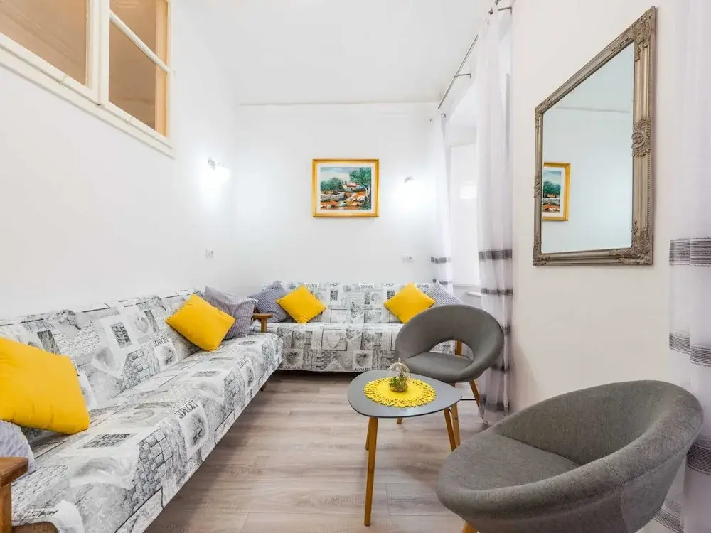 Old Town Finest - Two-bedroom Apartment - Lucarica 4 Street