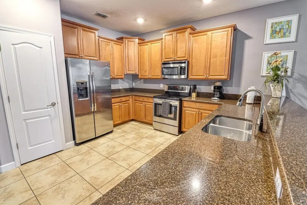 Christopers 9-bedroom Vacation Home