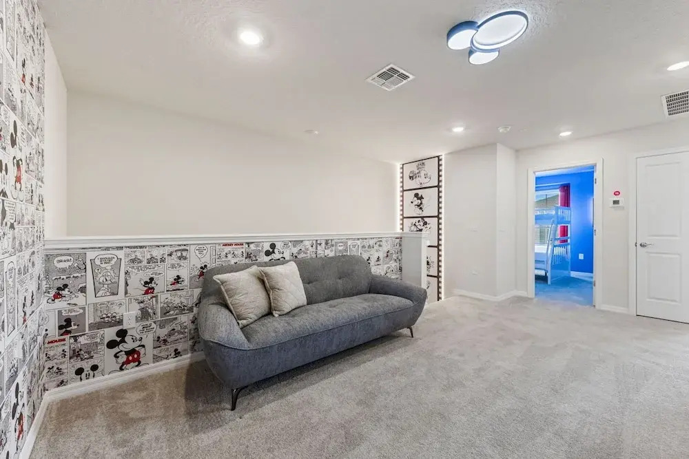 1287 Blue Paradise Way