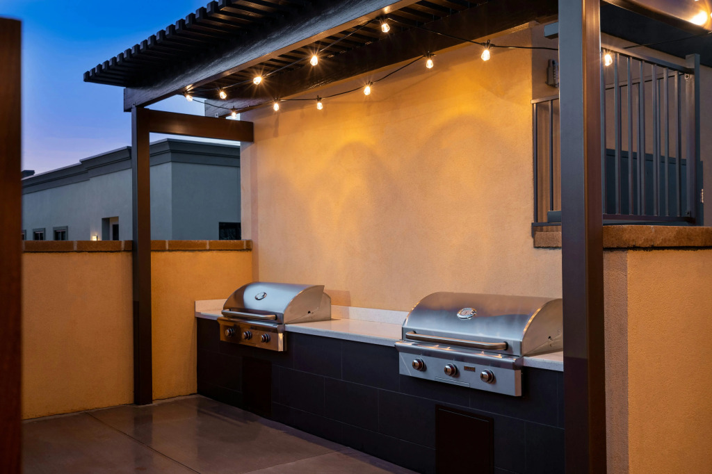Home2 Suites Bakersfield
