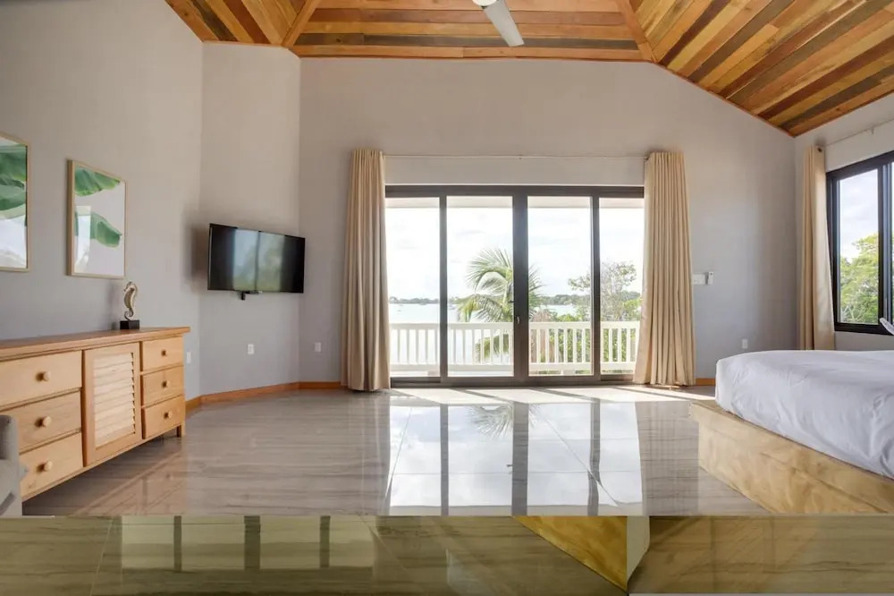 Island Time Gecko - Private Island Beachfront Villa 1 Min From Village