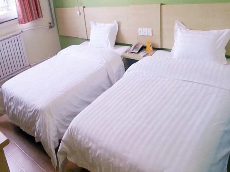 7Days Inn Huaihua Train Station Square