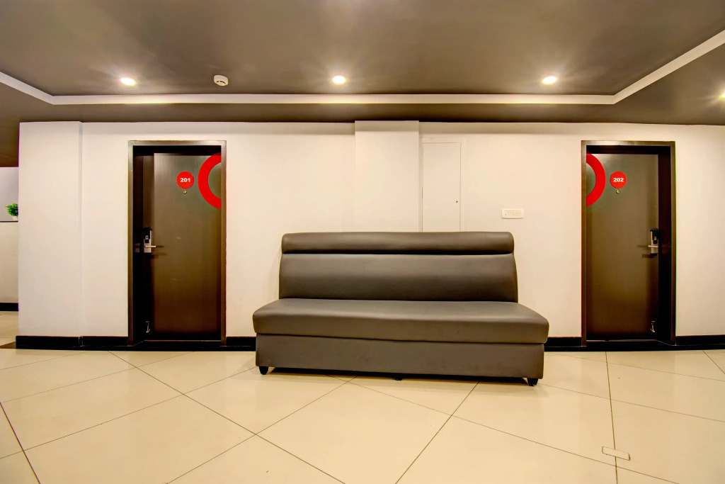 OYO Flagship 16484 Indiranagar