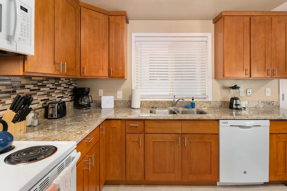 Seattle Vacation Home - Roy Street