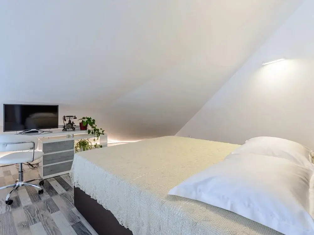 Villa Stone Pearl - Two Bedroom Holiday House with Pool