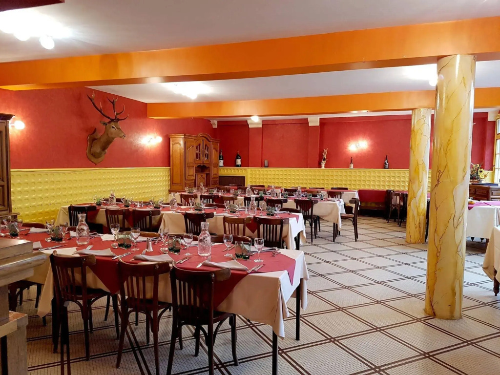 Logis Hôtel Saint-Hubert