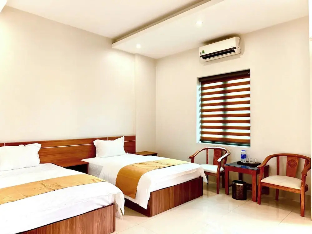Sunshine Hotel BN