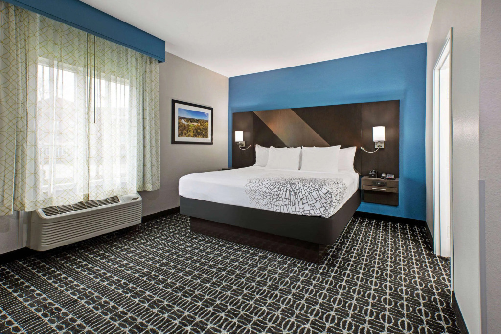 La Quinta by Wyndham Sulphur Springs