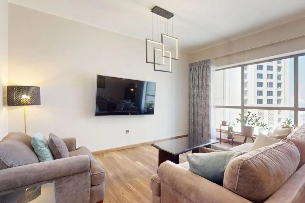 Sadaf 7, JBR - Vacationer