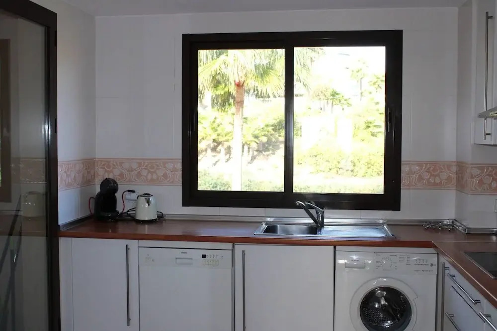Beautiful Flat Near Golf Courses With sea Views