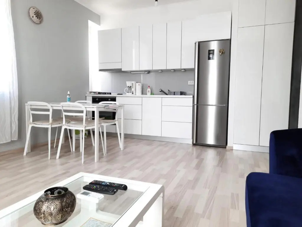 Hostrinus apartment