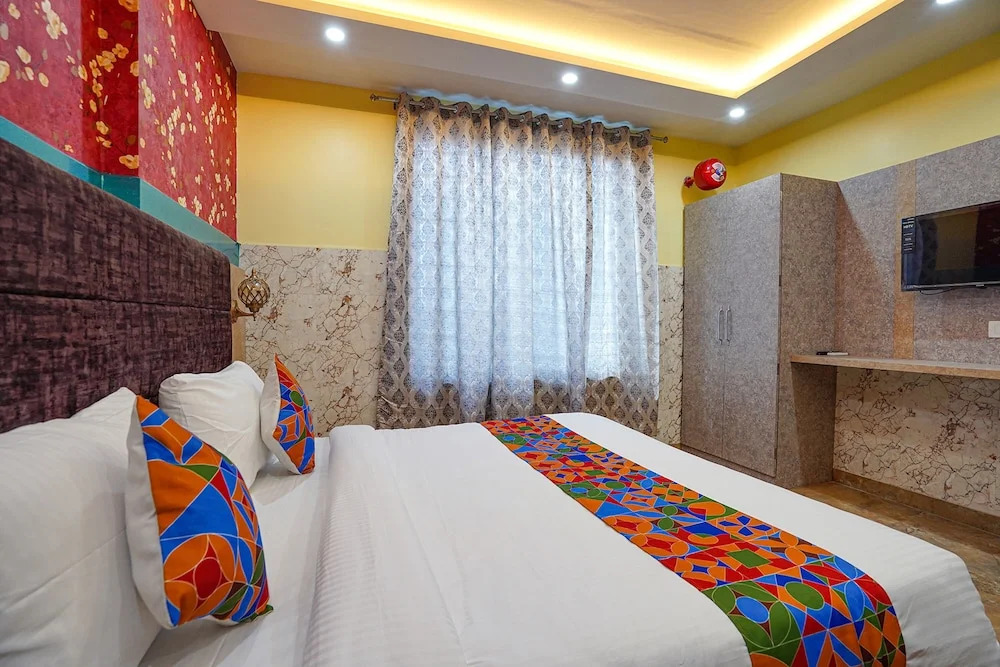 Rs Residency by OYO Rooms